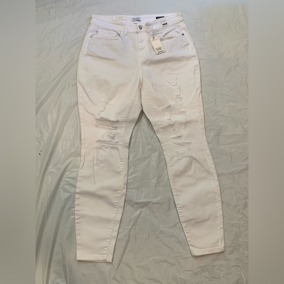 Judy Blue Denim - Judy Blue Skinny Fit Mid Rise White Destroyed Women's Jeans Size 16W